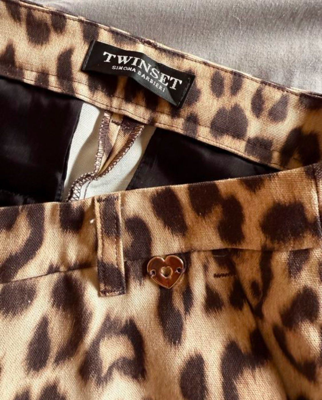 Twinset Pantaloni: Splendidi pantaloni TWINSET – Nuovo (secondo la descrizione) da Dietikon venduto da ste_x7tj 5