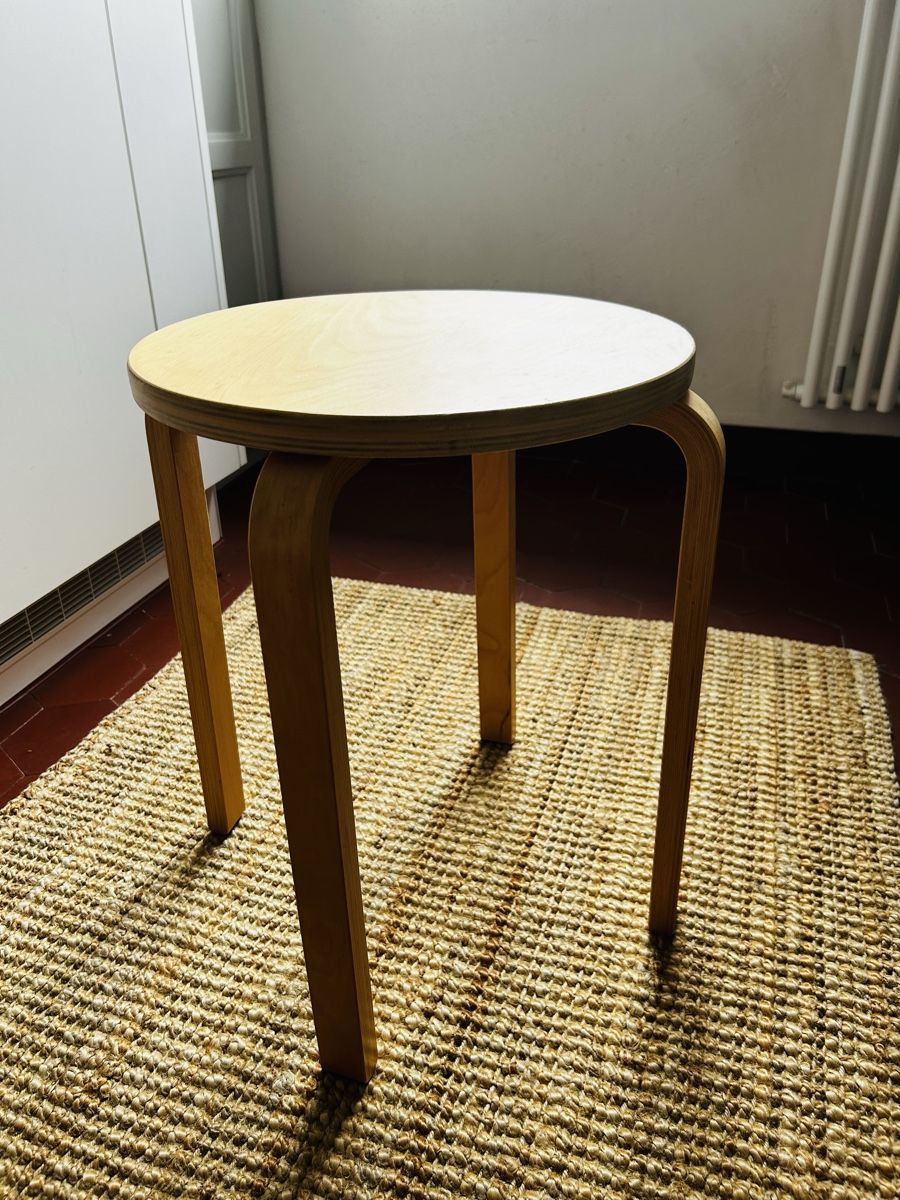 Ikea Tabourets: Holzhocker – D'occasion à Zürich par hen_lvw6 2