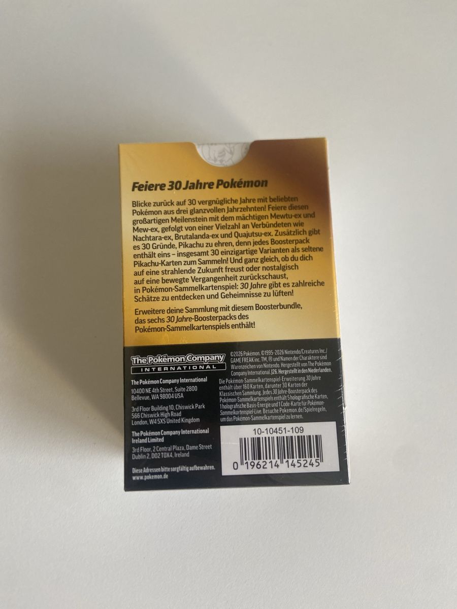 Pokémon Carte collezionabili: pokemon 30 jahre booster bundle de – Nuovo e nell'imballaggio originale da Stäfa venduto da JamesO03 1