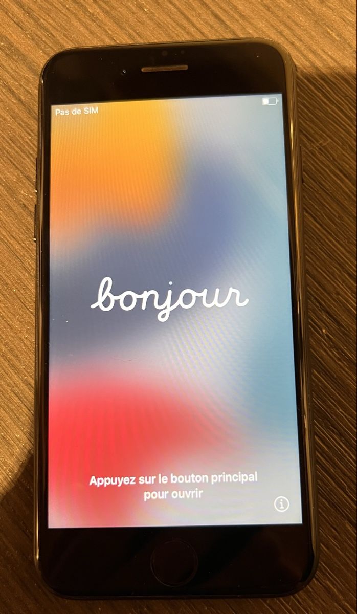 Apple Telefoni cellulari / Smartphones: iPhone 7, 128 GB – Usato da St-Pierre-Clages venduto da ste_xk6p