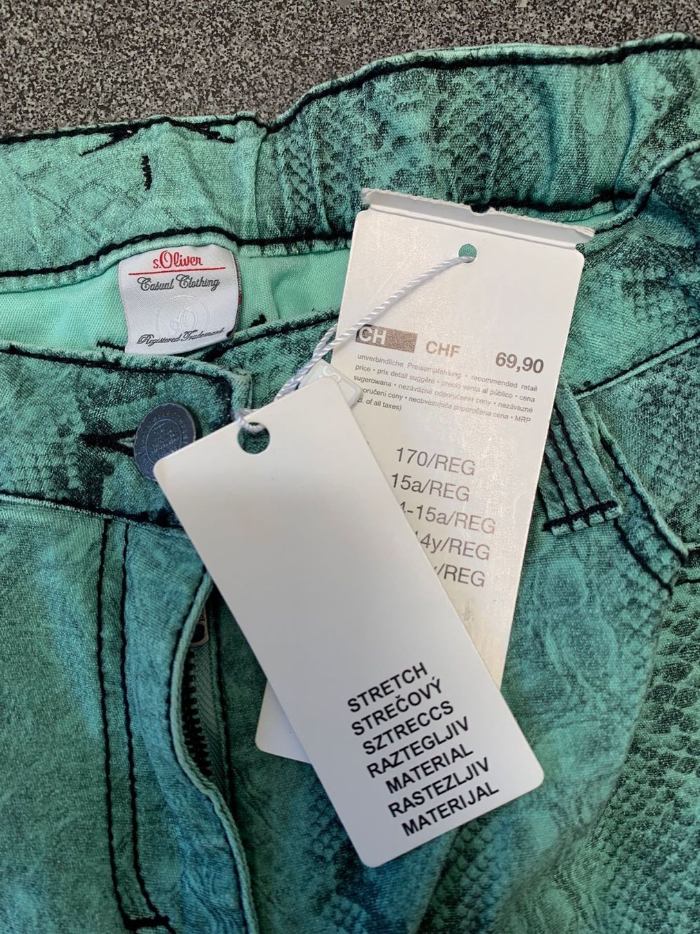 S.Oliver Pantaloni: S.Oliver-Jeans, Gr. 170, nagelneu – Nuovo e nell'imballaggio originale da Hünenberg See venduto da spartakus02 2