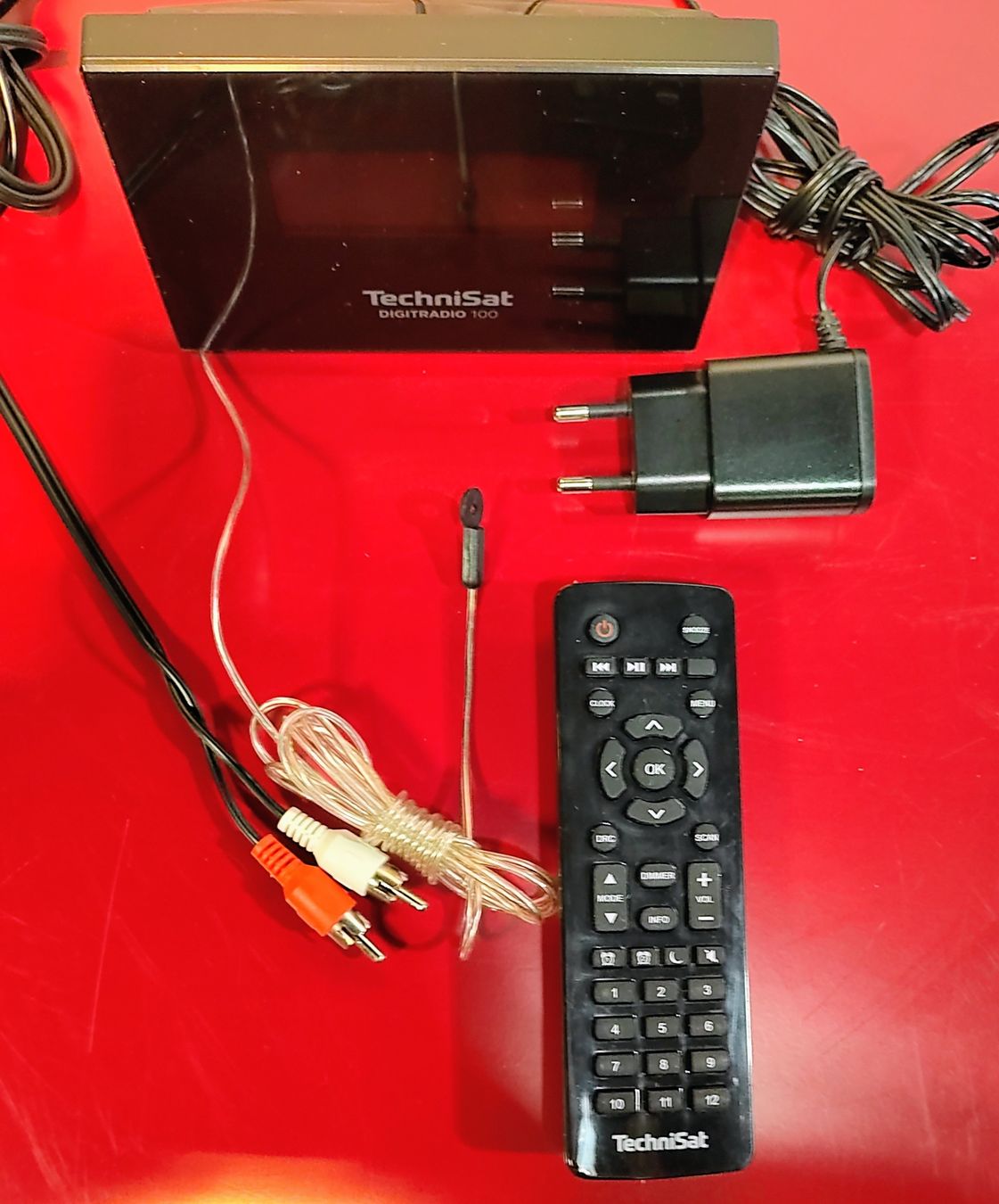 Technisat Radio: DAB+ / Bluetooth-Empfänger TechniSat DigitRadio100, geprüft! – Usato da Kirchberg BE venduto da RadioGerberPrivat 5