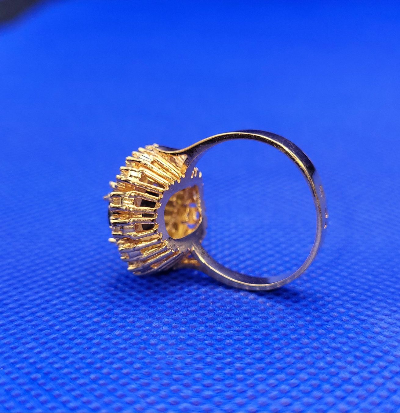 Anelli: 585 Rose Gold Ring Mit Onyx und Steine – Usato da Wald ZH venduto da Aniade 4