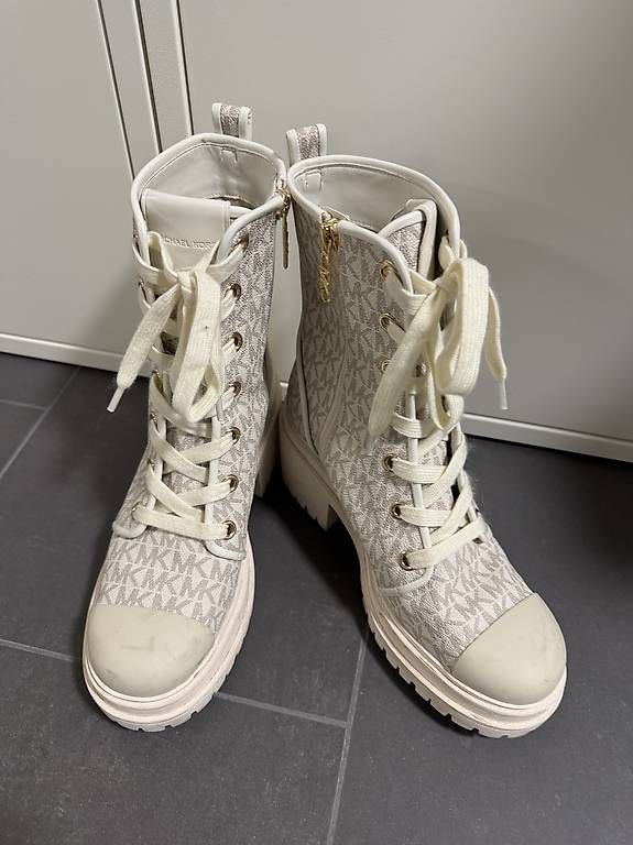 Michael Kors Damenschuhe: Michael Kors Boots vanilla Gr. 38.5 – Gebraucht aus Frutigen von sal_9lqd 2