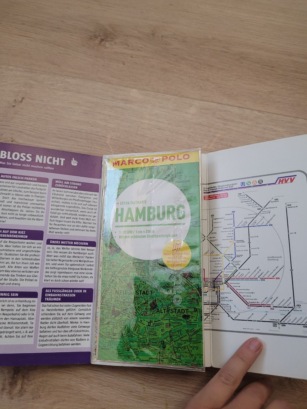 Libri: Reiseführer Hamburg – Usato da Lupsingen venduto da sta_wgg5 3