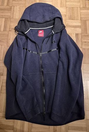 Dunkelblaue Nike Stoffjacke