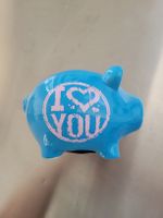 Tirelire cochon bleue inscription "I love you" céramique