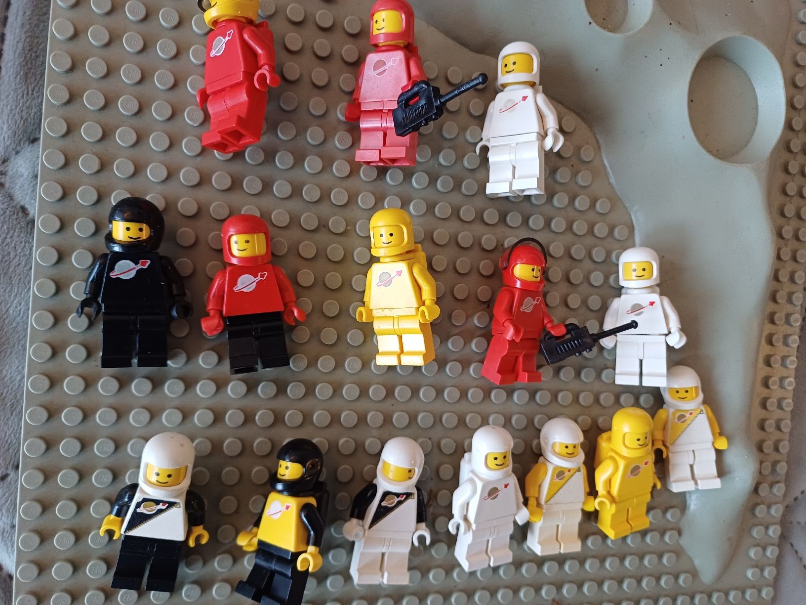 Lego Spielzeuge: lego space minifigure – Gebraucht aus Minusio von ele_gp89 3