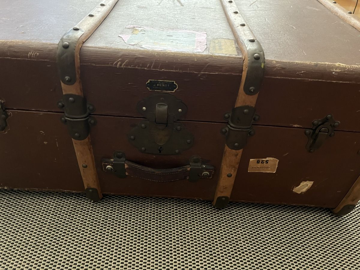 Valises de voyage: Antiker Koffer – D'occasion à Starrkirch-Wil par Sejjllam 2