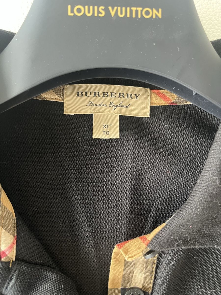 Burberry T-shirt: Burberry Shirt Vintage  – Nuovo (secondo la descrizione) da Langnau am Albis venduto da rem_xx5l 1
