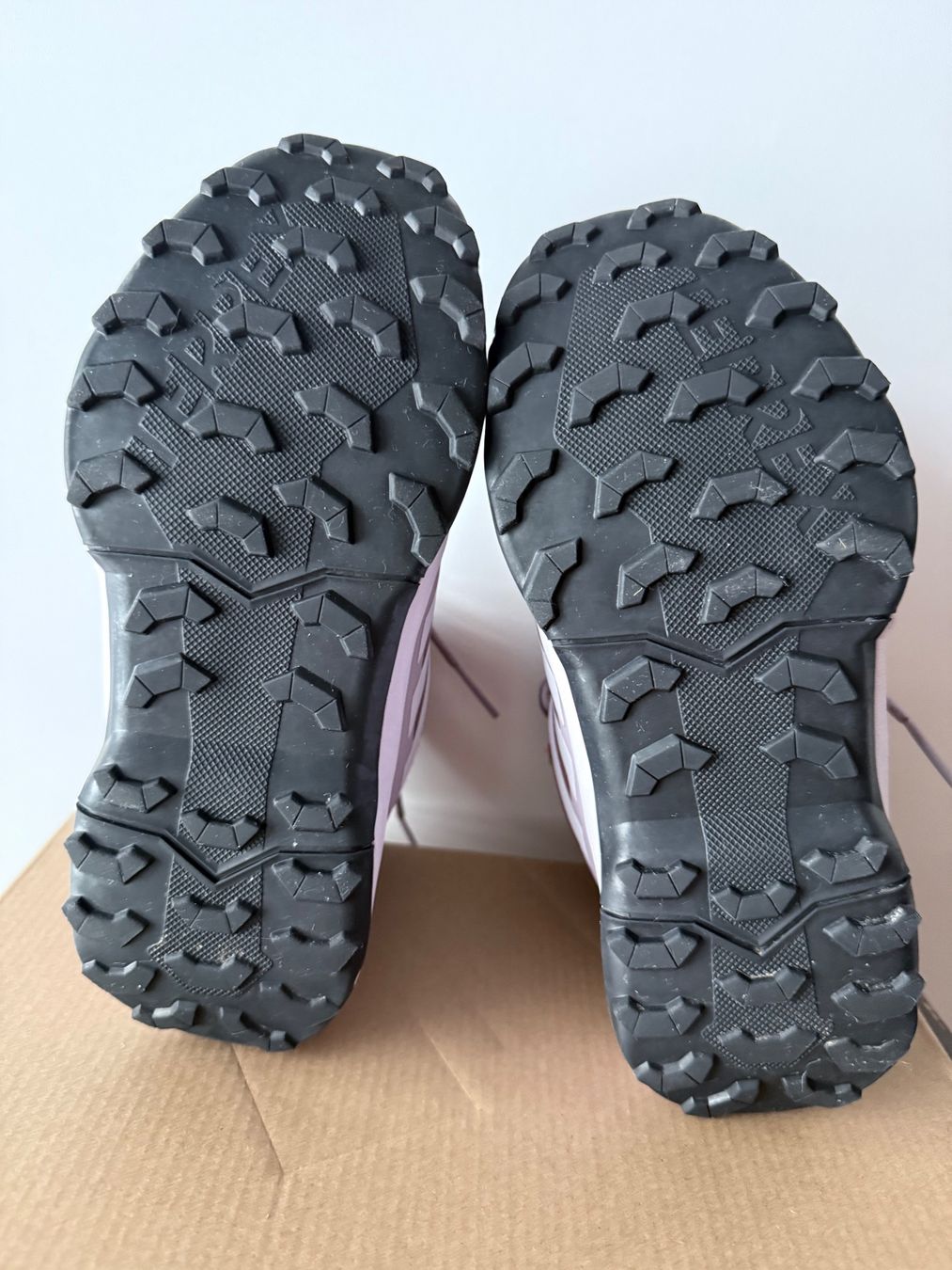 Adidas Schuhe für Mädchen: Adidas Terrex Wanderschuhe Mädchen Gr. 33 – Gebraucht aus Frauenfeld von geo_rpd9 7