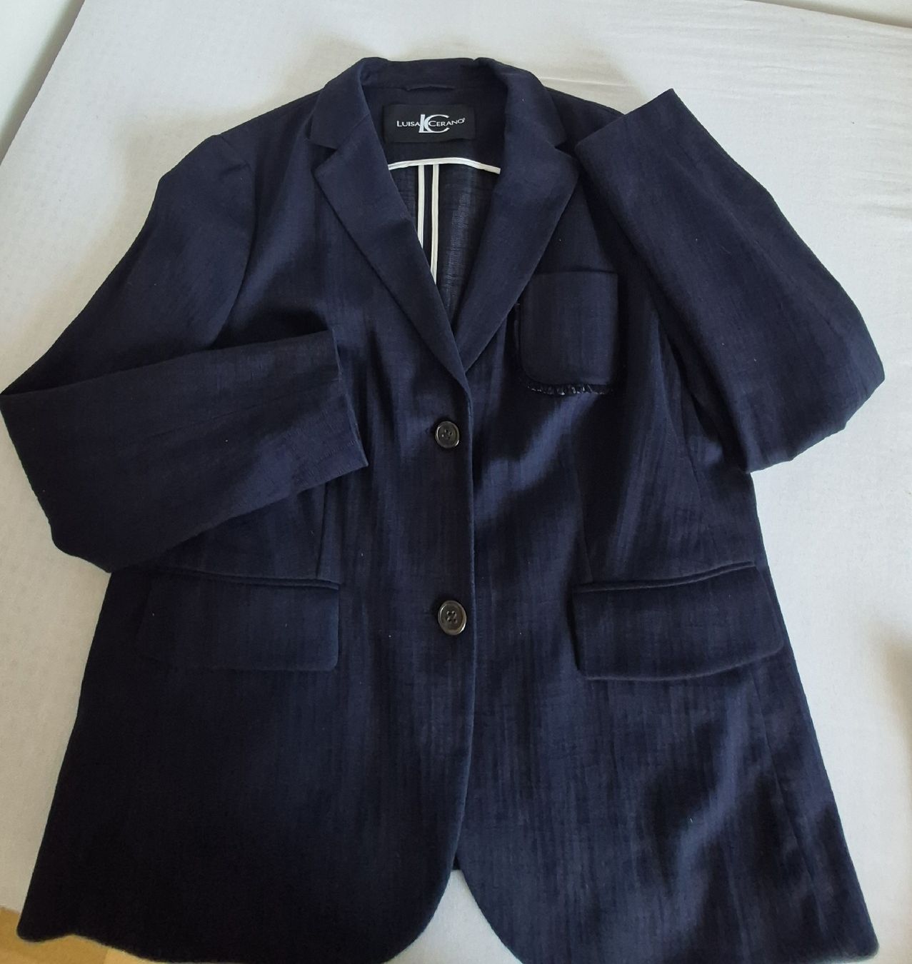 Luisa Cerano Completi & Tailleur: Luisa Cerano costume – Usato da Bern venduto da dasgesuchtobjekt