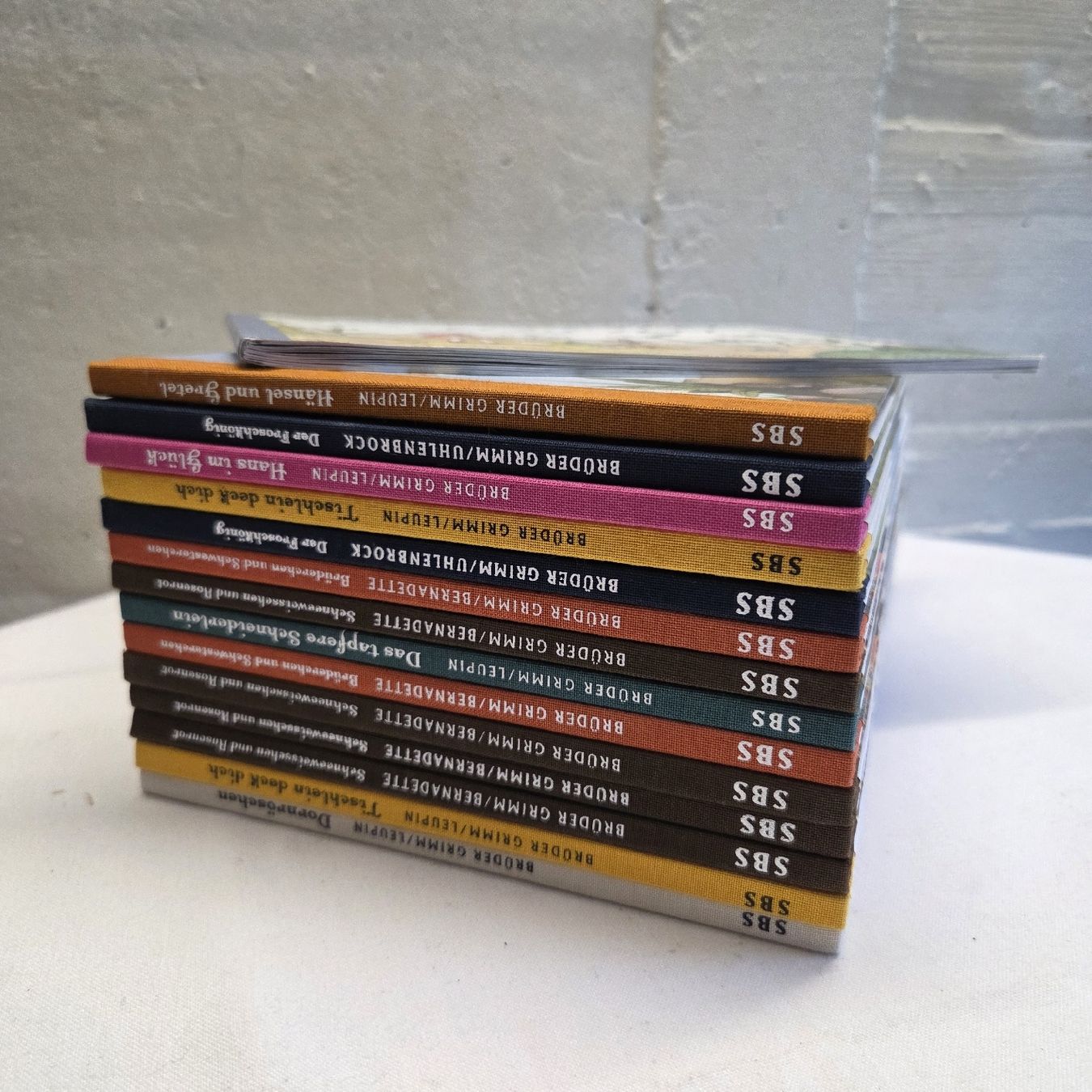 Libri: Brüder Grimm Märchen: 14 Bände – Usato da Stans venduto da Ducati16 3