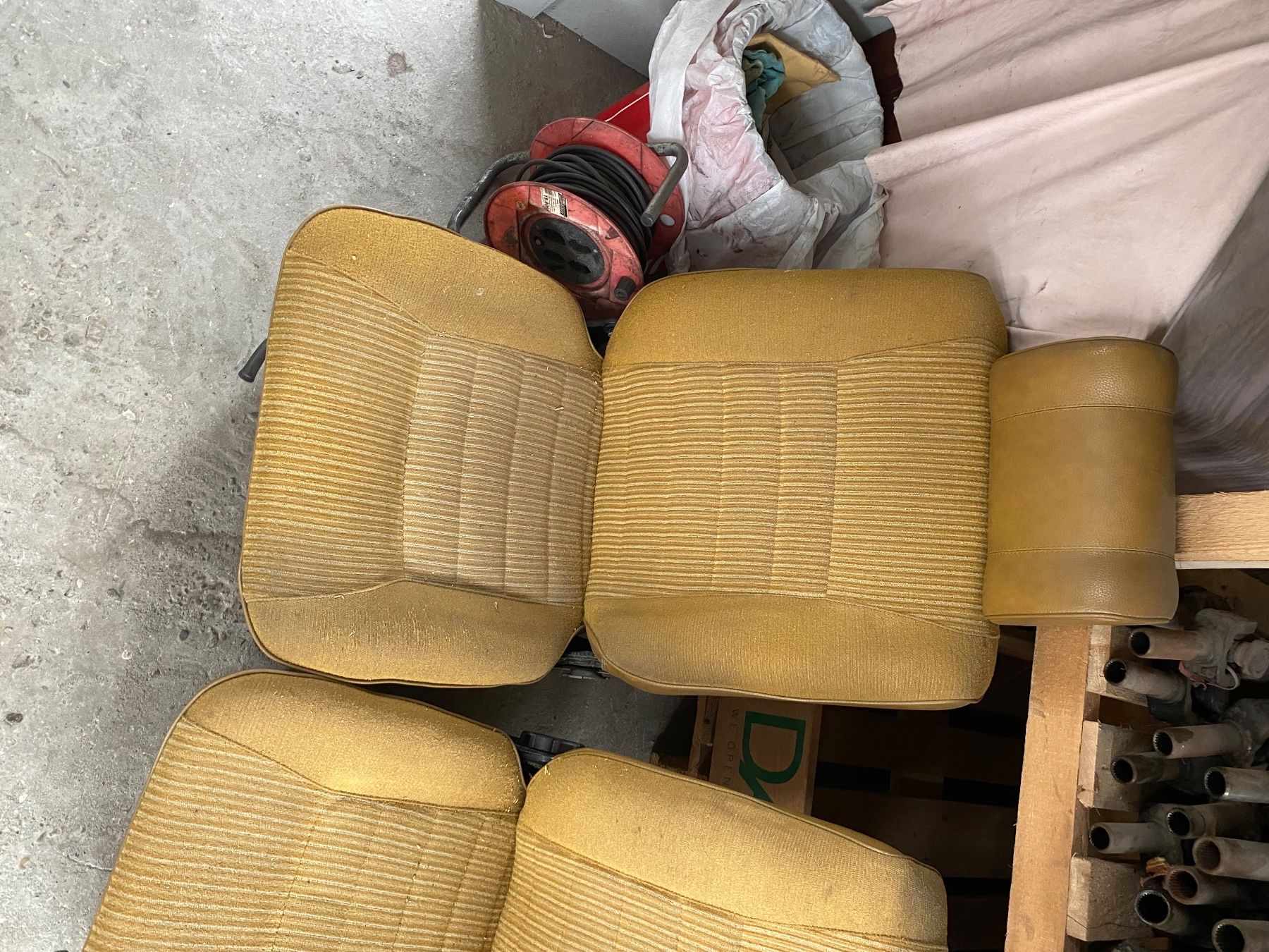 Opel Toutes les pièces auto: Opel Rekord E Sitze – D'occasion à Huttwil par kadett1984 2