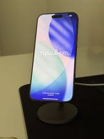 iPhone 16 Pro Max 256GB Titan Natur mit Zubehor neuwertig
