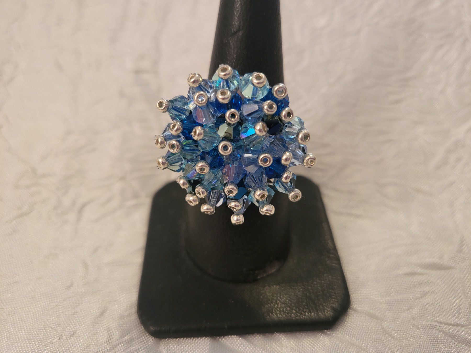Ringe: Ring aus swarovski perlen blau töne – Neu (gemäss Beschreibung) aus Dietikon von Eleda 2