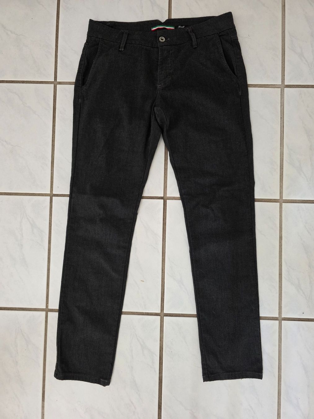 Please Jeans Jeans: Please Jeans dunkelgrau Gr. Small Made in Italy – Gebraucht aus Winterthur von Marcello66