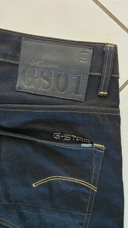 JEANS G-STAR. Taille : 36. NEUF