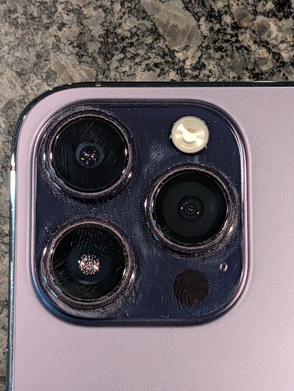 Apple Handys / Smartphones: iPhone 14 pro 256 GB. Deep purple. – Gebraucht aus Altendorf von unl_b5xh 5