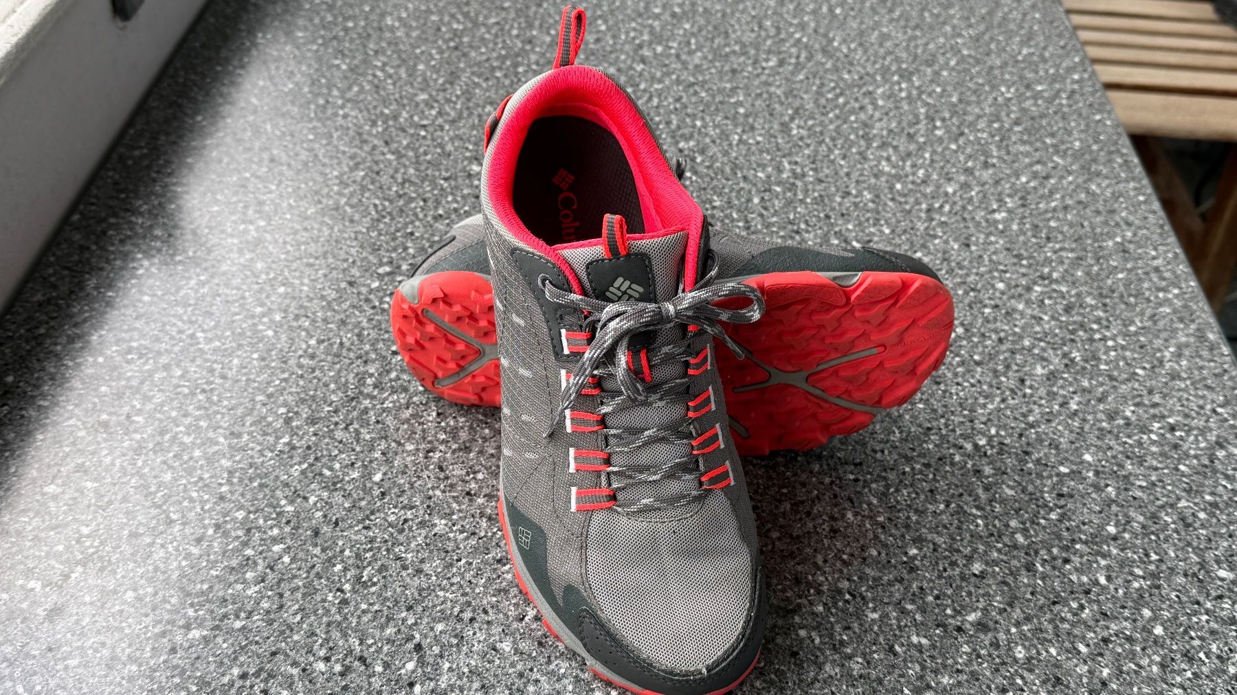 Columbia Scarpe da uomo: Columbia Waterproof Laufschuh Gr 41 – Usato da Münsingen venduto da kanasawa 1