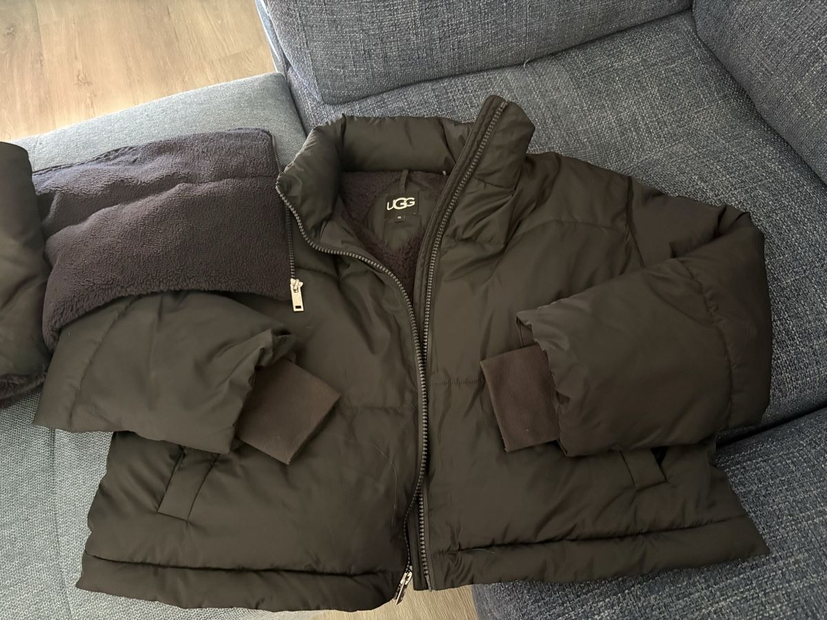 Ugg Giacche: VESTE UGG 2 en 1  ORIGINAL – Nuovo (secondo la descrizione) da Corin de la crête venduto da Charnel49 6