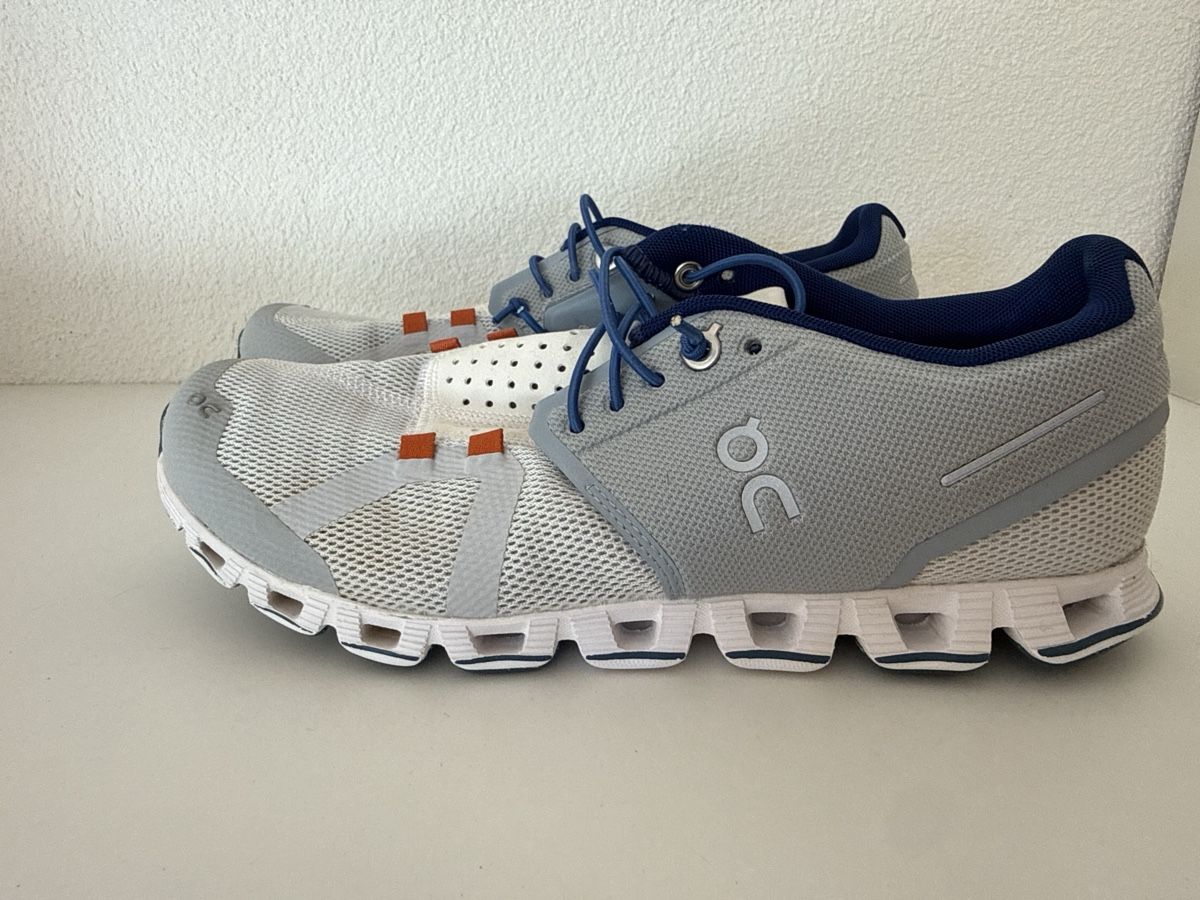 On Scarpe da donna: ON Cloud Laufschuhe Damen Gr. 38.5 – Usato da Oberglatt ZH venduto da lar_2nv2
