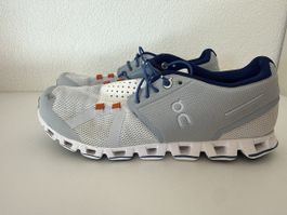 ON Cloud Laufschuhe Damen Gr. 38.5