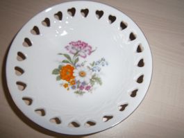 Alte Porzellanschale