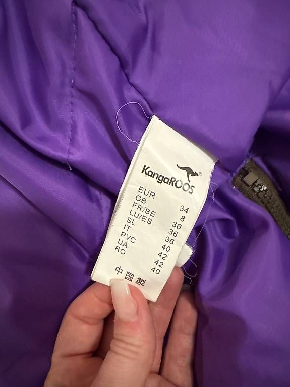Giacche: Kangaroo Winterjacke millitäroptik Grösse 36 – Usato da Pfäffikon SZ venduto da Melanie335 2
