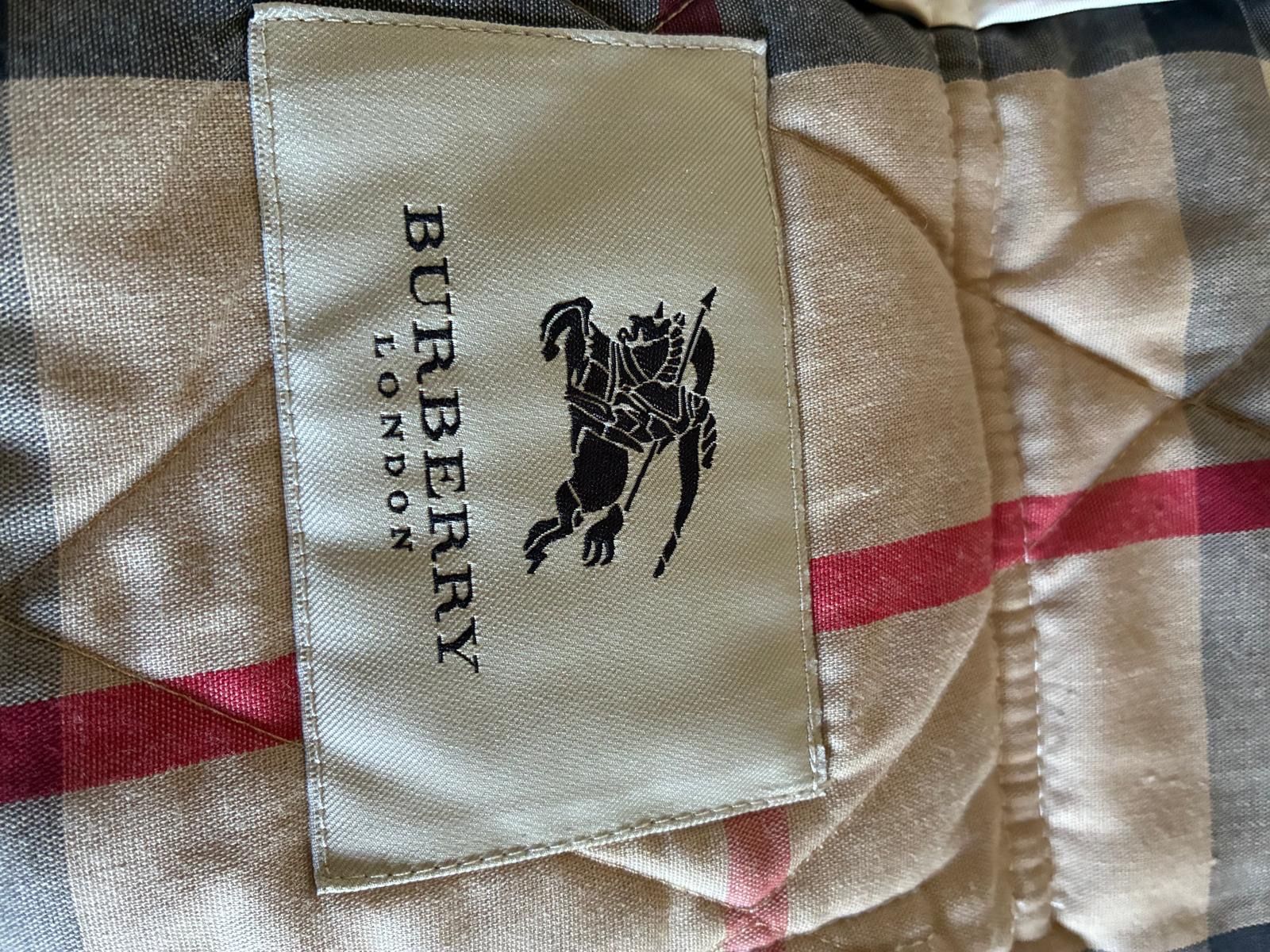 Burberry Vestes: BURBERRY – Neuf (Voir description) à Rümlang par har_z6qv 9