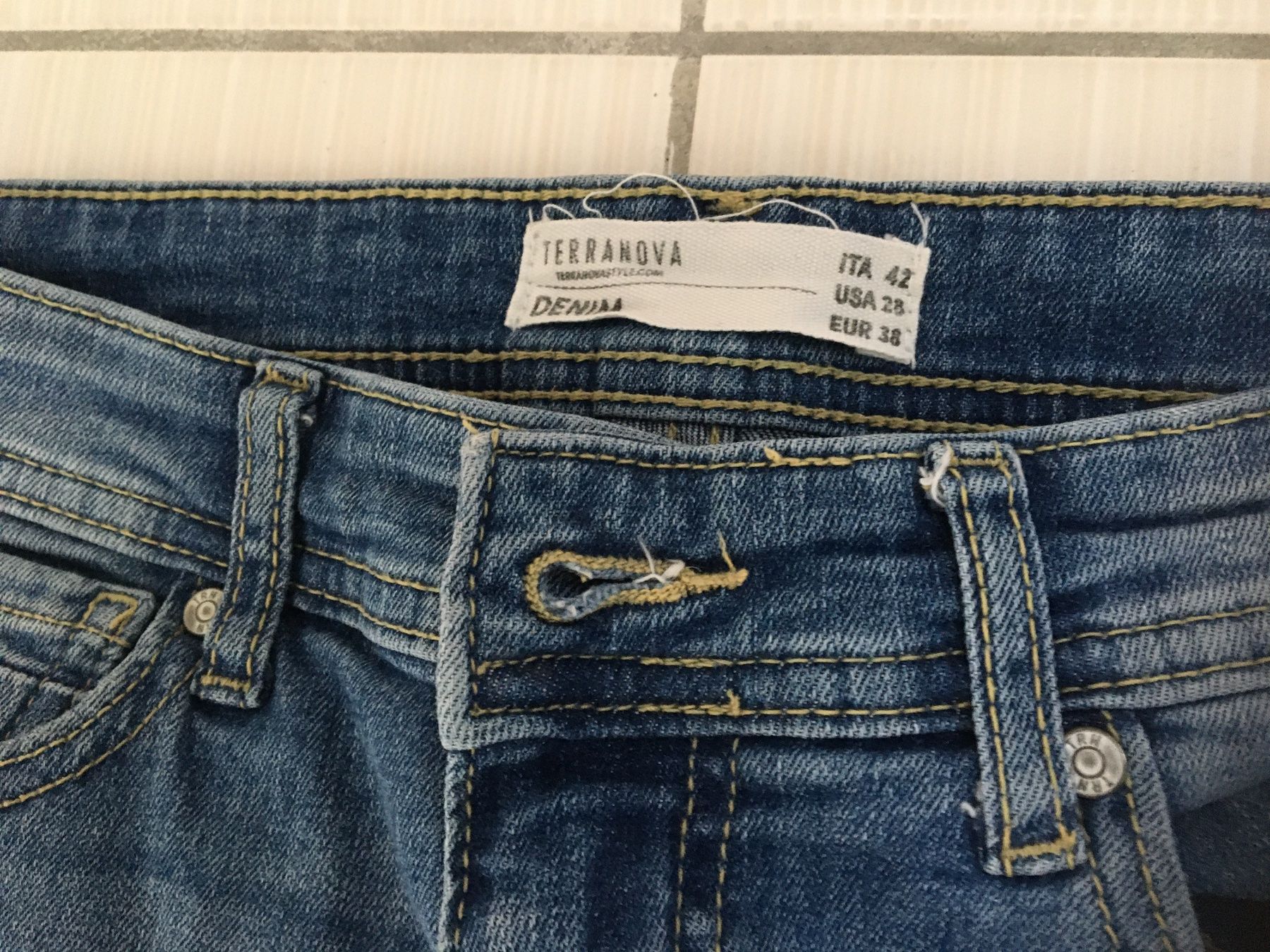 Jeans: Jeans Denim 38 (170) – Gebraucht aus Arth von Vrecam51 1