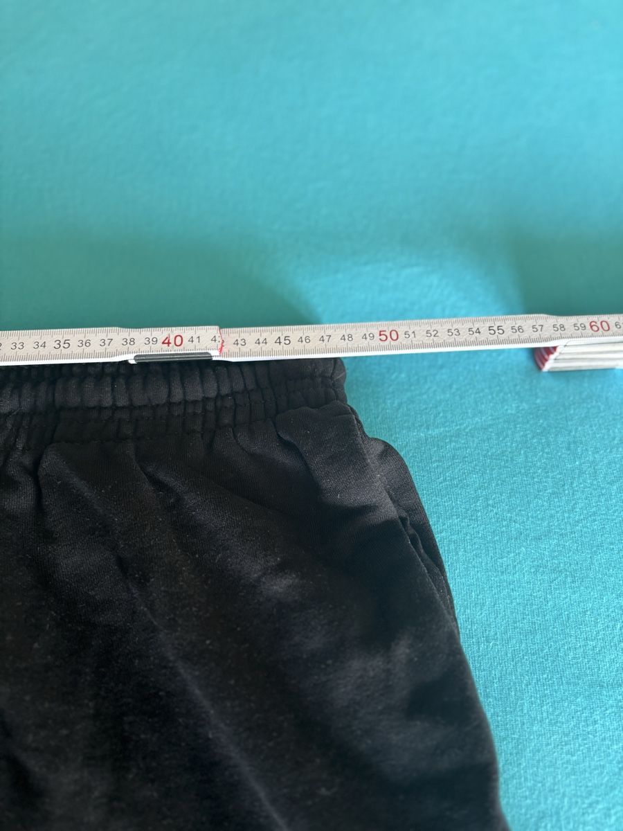 H&M Hosen: Schwarze H&M Shorts XL – Neu (gemäss Beschreibung) aus Wald AR von bertli00 2