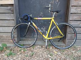 Vélo de route CILO jaune — Taille M