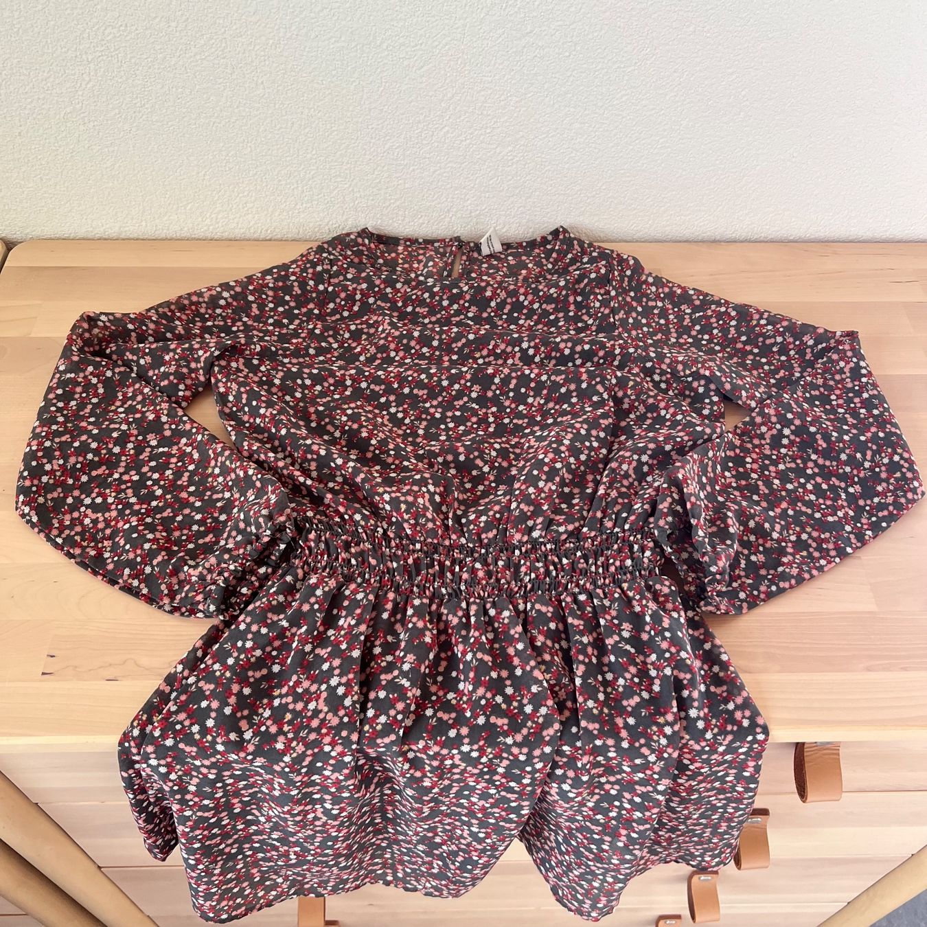 Kleider & Röcke: Mädchen Kleid Gr. 134 140 neuwertig – Gebraucht aus Steinmaur von HenSaa