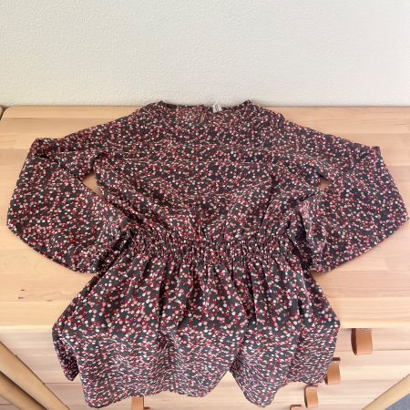 Mädchen Kleid Gr. 134 140 neuwertig