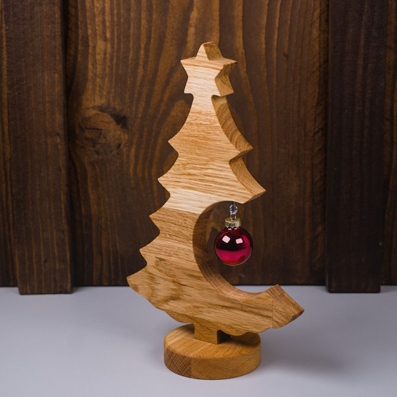 Alle Dekorationen: Weihnachtsbaum aus Eichenholz - Klassisch geölt – Neu und originalverpackt aus Hubersdorf von HolzPart 1