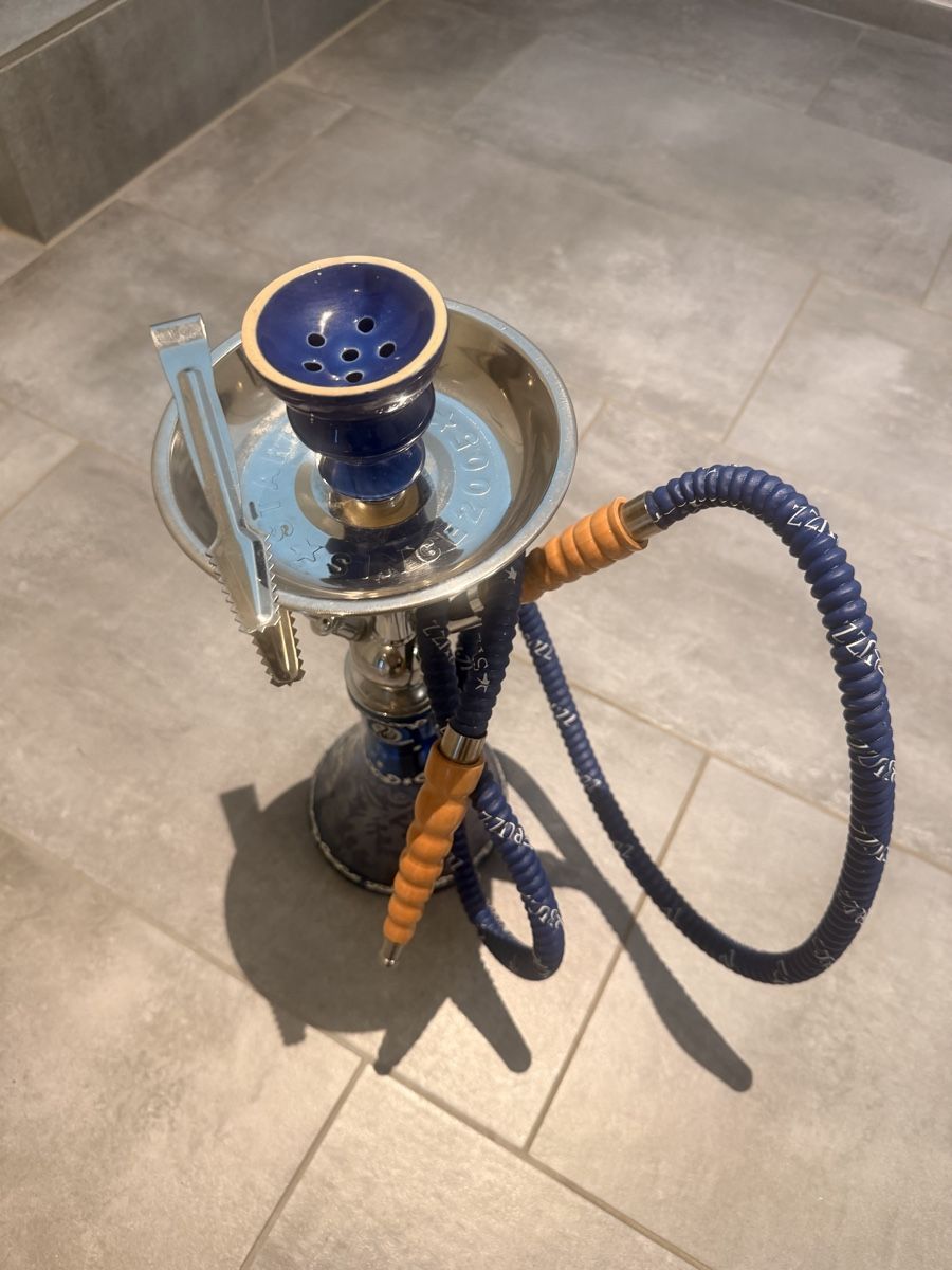Wasserpfeifen: Shisha mit blauem Glas – Gebraucht aus Balterswil von new_one-123 1