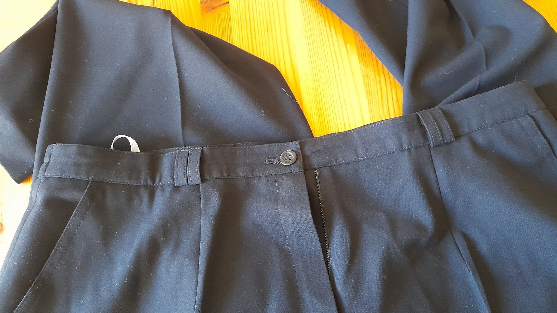Pantaloni: Damen Stretchhose Gr. 23, von Biaggini – Usato da Nesslau venduto da Churfirsten08 2