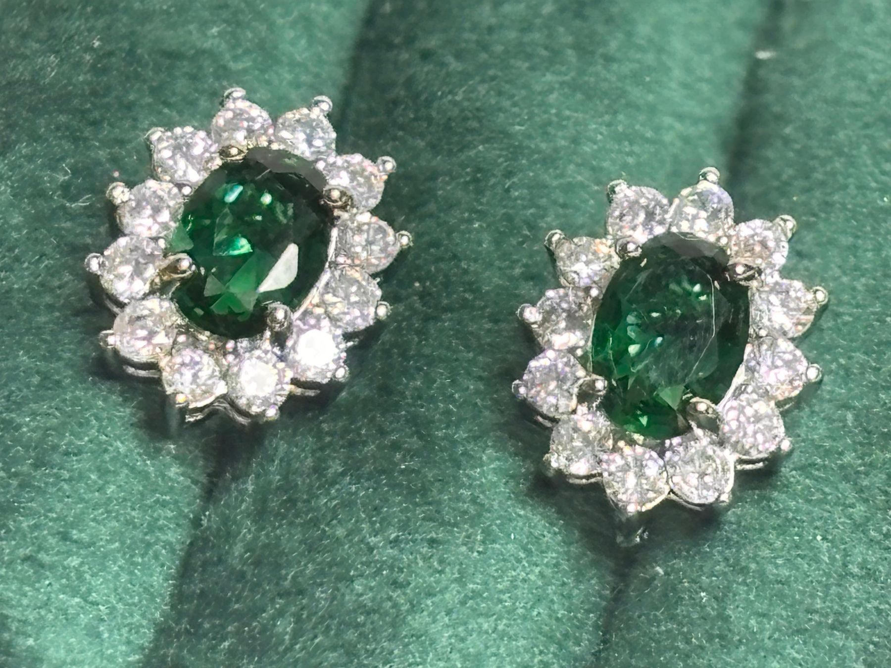 Orecchini pendenti & Orecchini a lobo: Boucles d’oreilles émeraudes ✨ – Usato da Lausanne venduto da mel2dreams 6