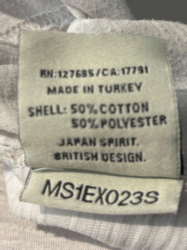 Superdry T-shirt: Superdry TShirt, weiss, Gr. M, ab CHF 1.00 – Usato da Basel venduto da MaOb4052 4