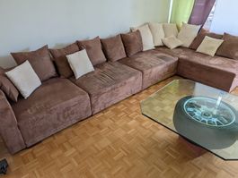 Ecksofa mit Hocker