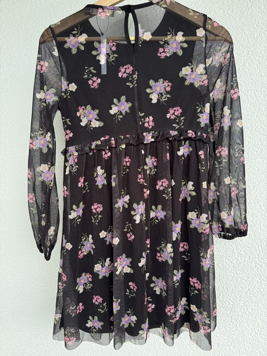Asos Kleider: Neues Floral Kleid Gr.S, Asos – Neu und originalverpackt aus Balsthal von Narulya 1
