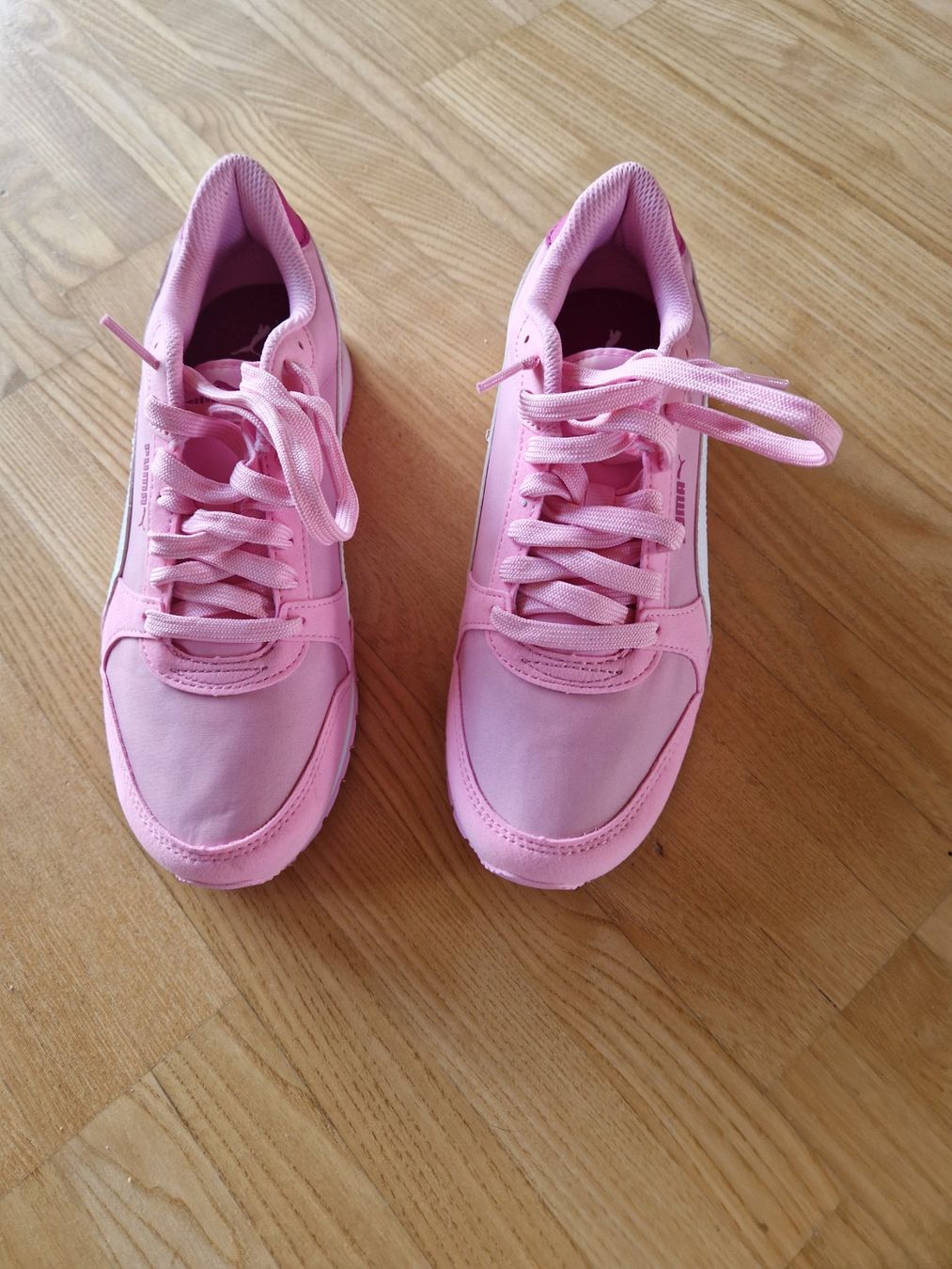 Puma Scarpe da donna: Neue PUMA-Schuhe – Usato da Spiez venduto da Nenebueb