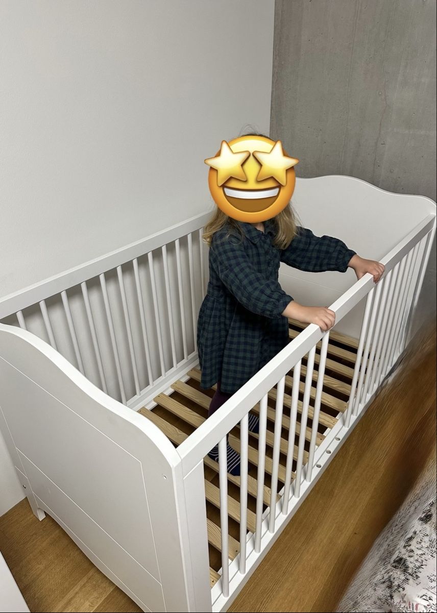 Armadi: Kinderzimmer Set, Kleiderschrank, Kommode & Bett – Usato da St. Gallen venduto da gat_kp29 7