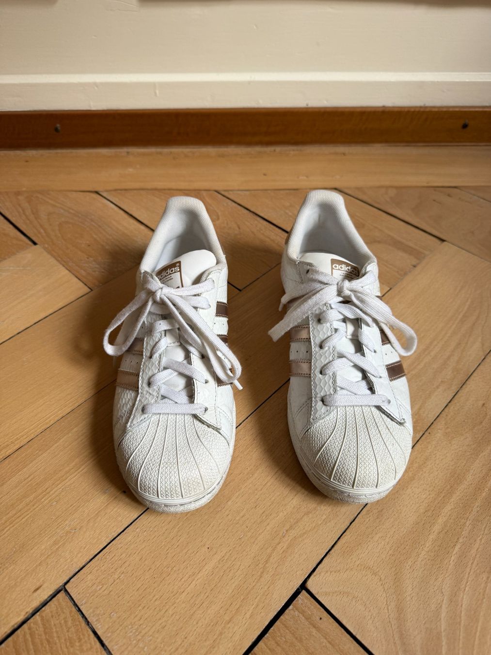 Adidas Scarpe da donna: ADIDAS Superstar Sneaker weiss - 40 – Usato da Zürich venduto da Diazaio 1