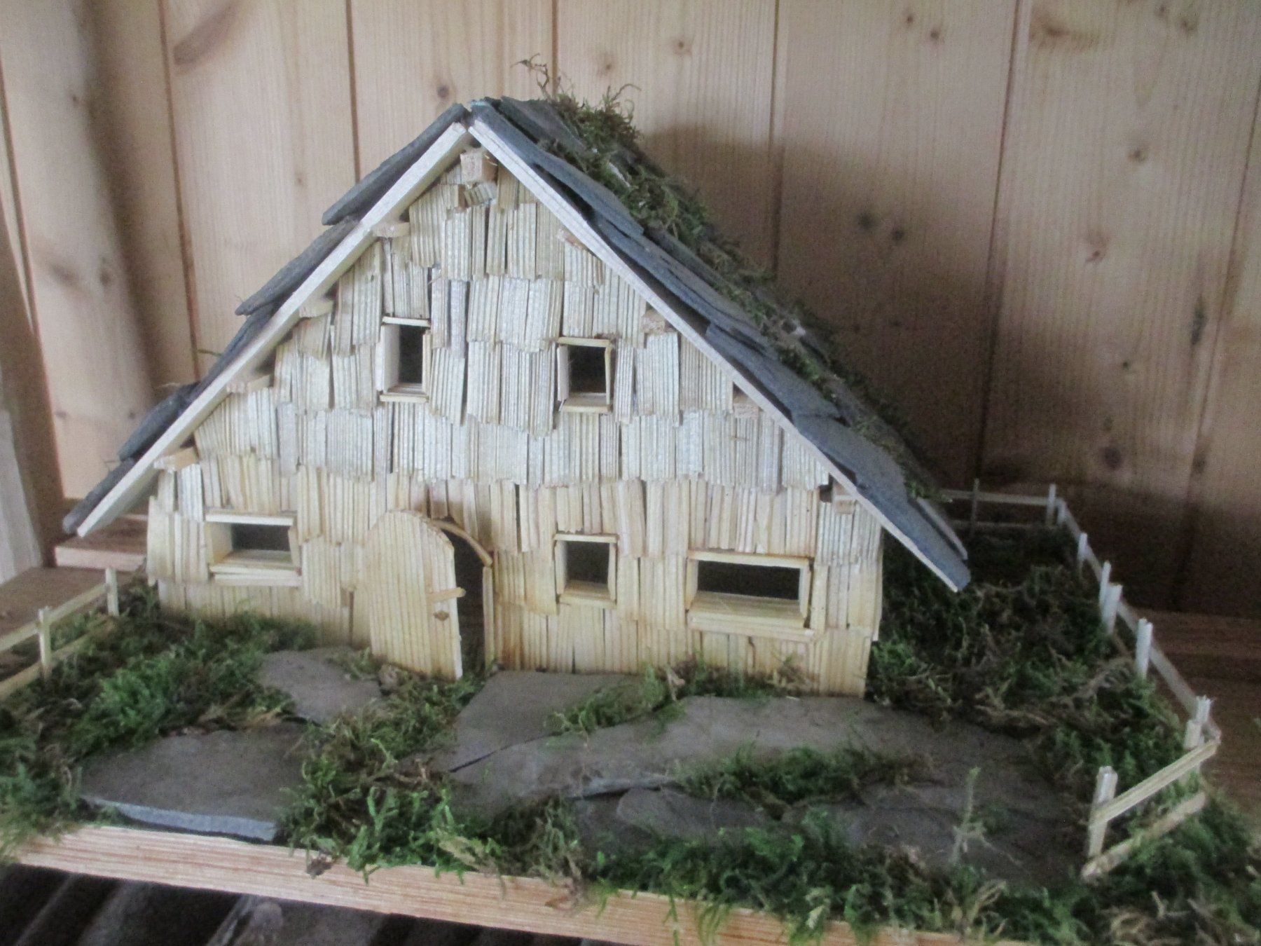 Tutte le decorazioni: Krippen Chalet – Nuovo (secondo la descrizione) da Hasle LU venduto da Flamme6