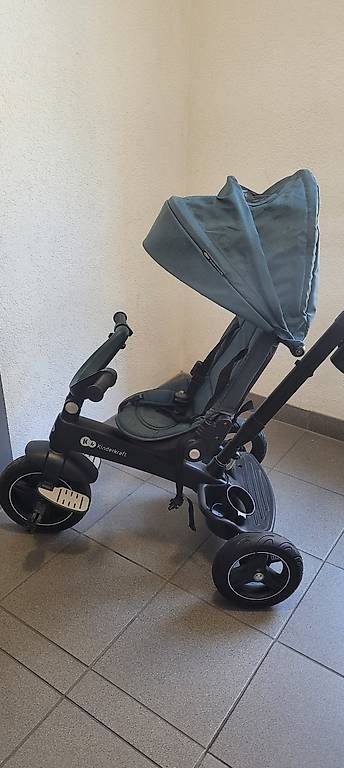 Véhicules pour enfants: Tricycle évolutif Kinderkraft EASYTWIST 5-en-1 – D'occasion à Lausanne par far_78d8 1