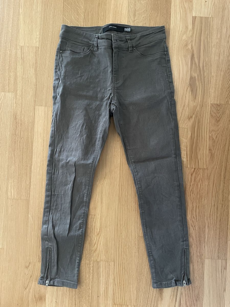 Pantaloni: Stoffhose Kaki, 36 – Usato da aarau venduto da A.Naef