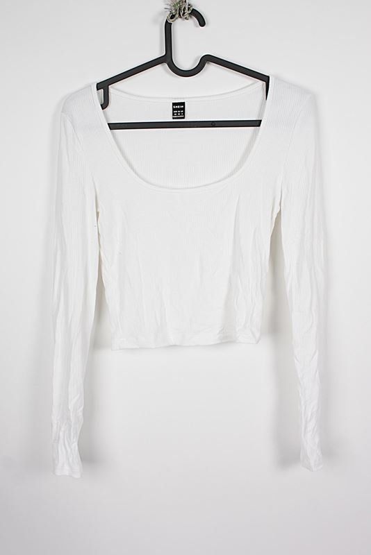 Shein Tops: SHEIN Croptop weiss XS – Gebraucht aus Zollikofen von Restwert_Zollikofen