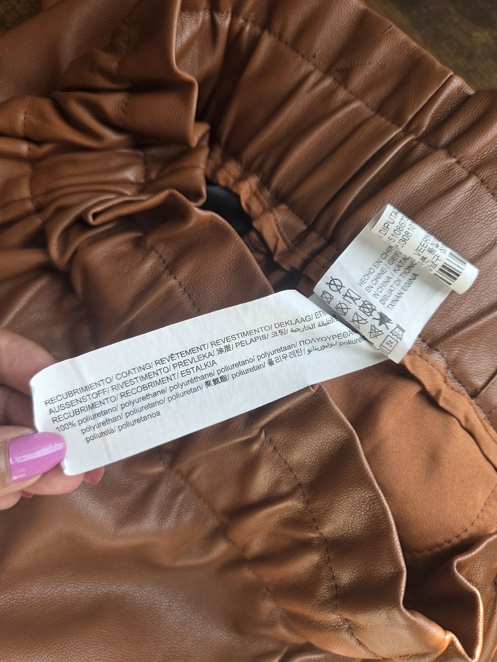 Pull&Bear Pantaloni: Shorts Pull&Bear Kunstleder braun Grösse M gebraucht – Usato da Winterthur venduto da Maricels_Boutique 9